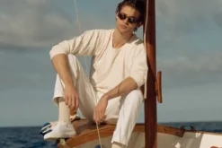 MORJAS Sneakers><noscript><img width=